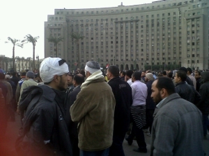 Injureds are still at Tahrir Square After Straight Firing From Hosni Elements